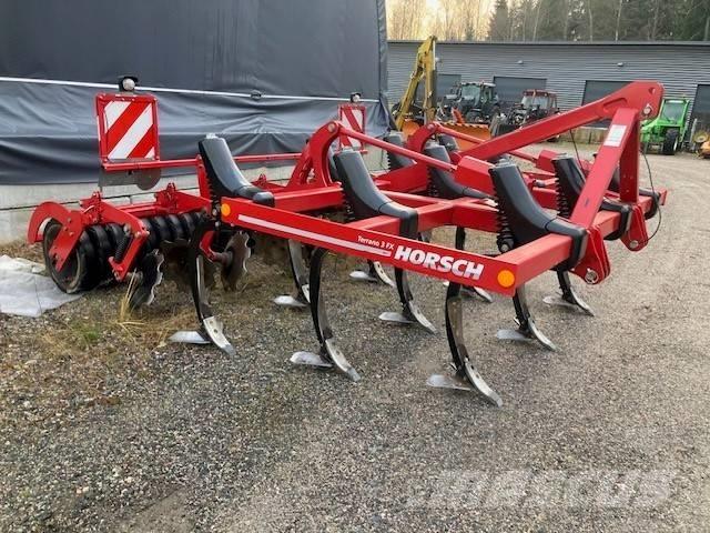 Horsch Terrano 3 FX Cultivatoren