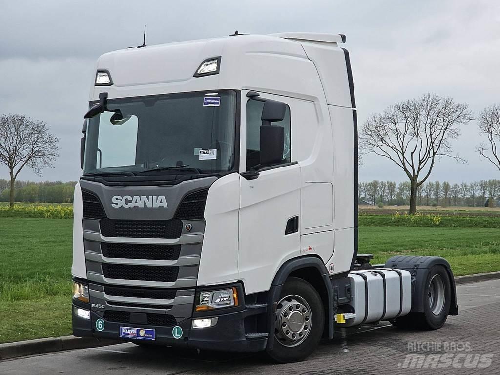 Scania S450 Trekkers