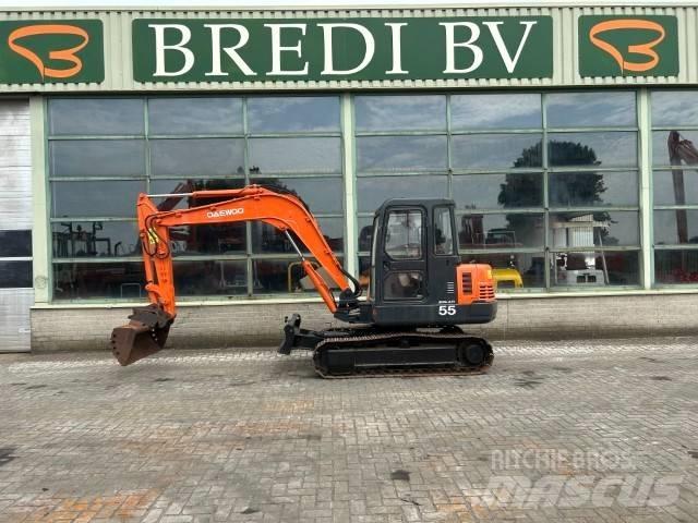 Daewoo SL 55-V Rupsgraafmachines