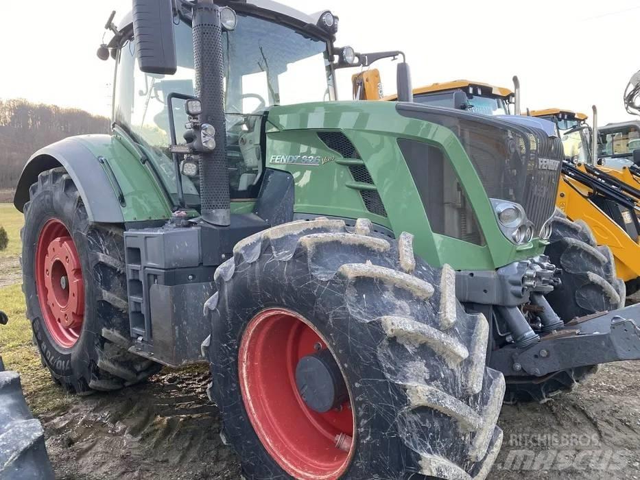 Fendt 826 Vario Tractoren