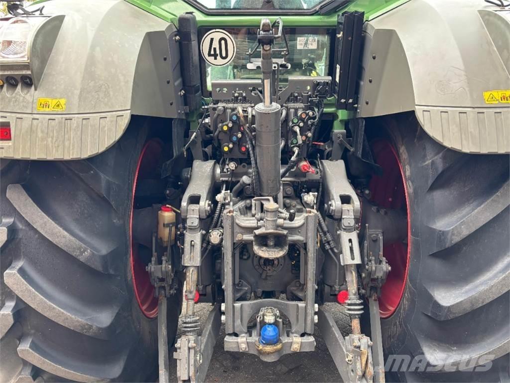 Fendt 828 Vario Tractoren