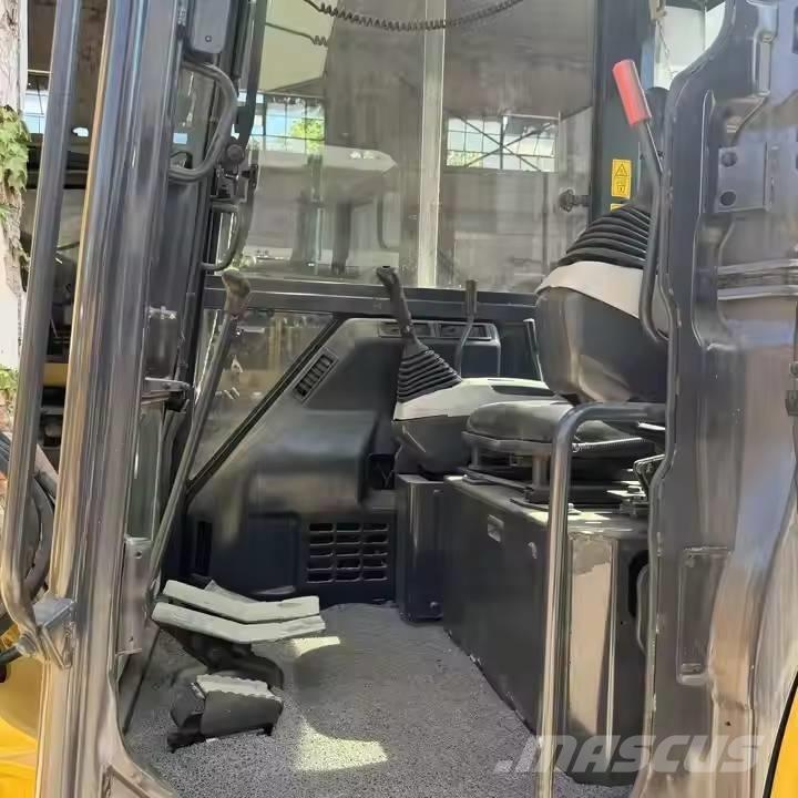 Komatsu PC55MR Minigraafmachines < 7t