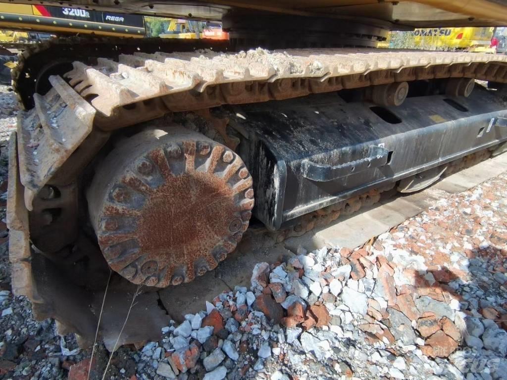CAT 320 Midigraafmachines 7t - 12t