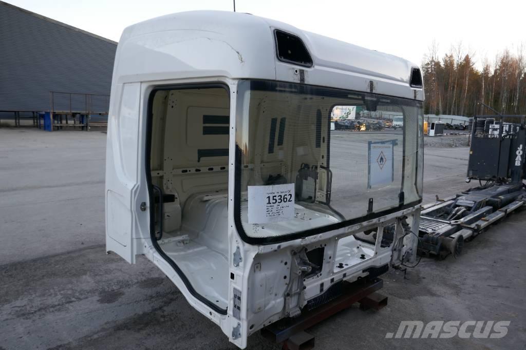 Scania P 410 Cabine en interieur