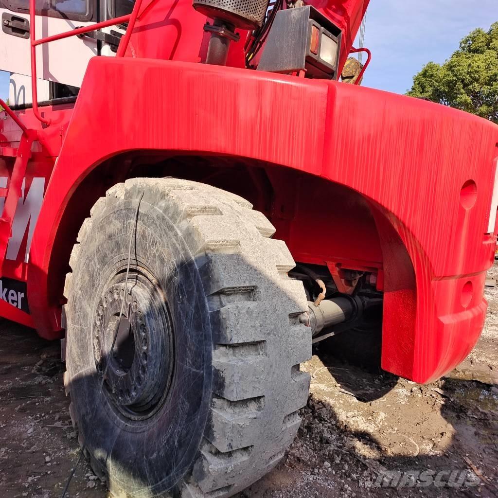 Fantuzzi CS 45 KM Reachstackers