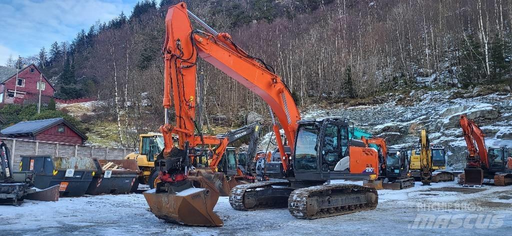 Hitachi ZX 210 LC-6 Rupsgraafmachines