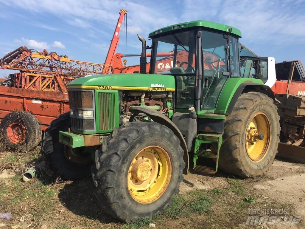John Deere 7700 Tractoren