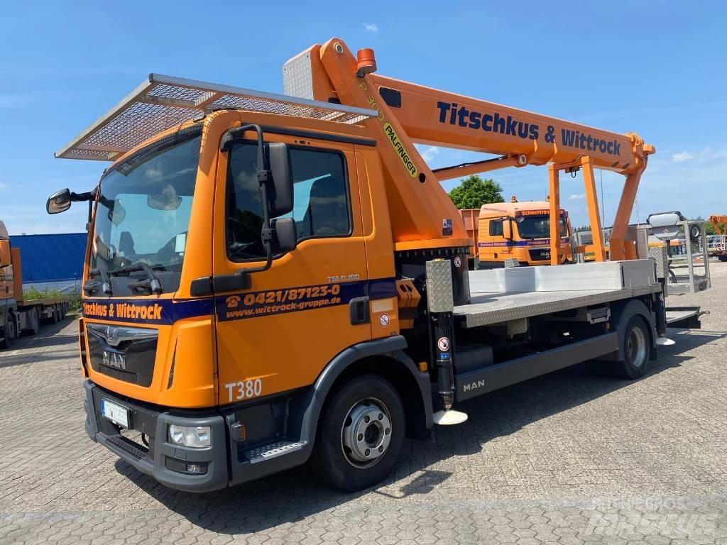 Palfinger P 300 Auto hoogwerkers