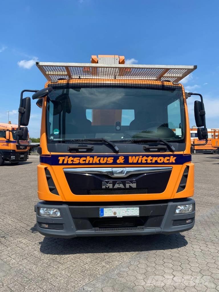 Palfinger P 300 Auto hoogwerkers