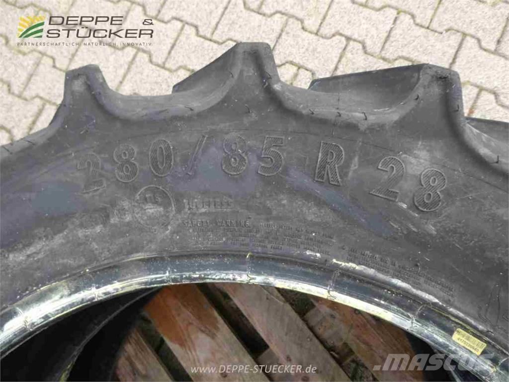 Mitas 280/85R28 Banden, wielen en velgen