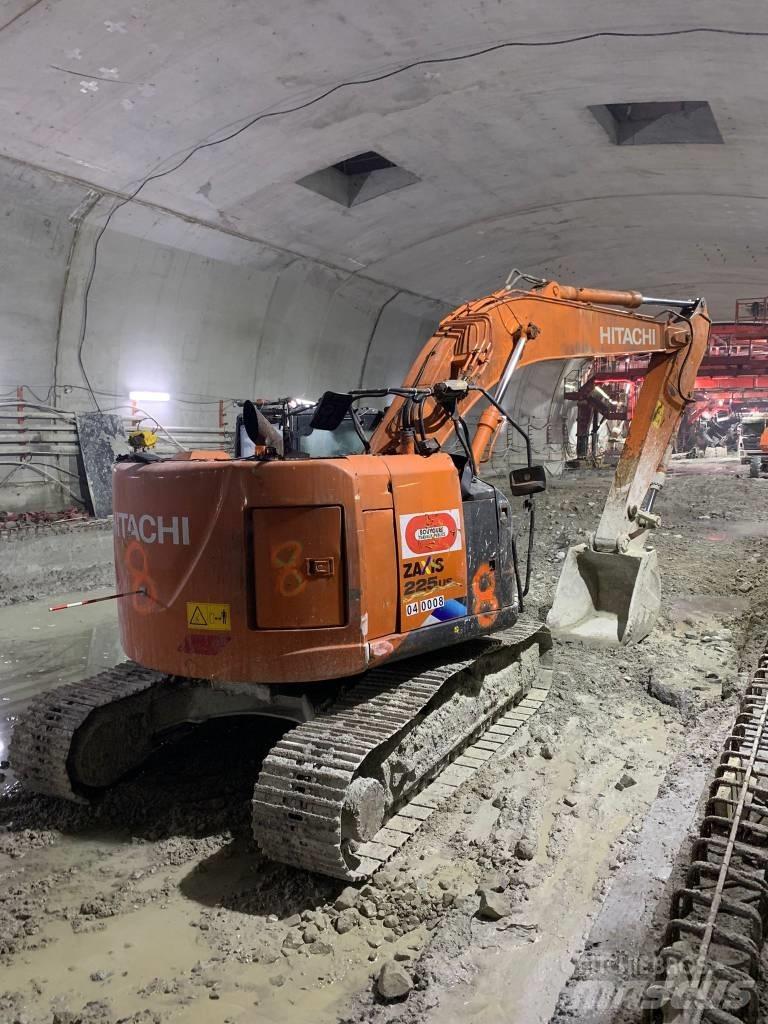 Hitachi ZX225US-5A Bouw - Overige