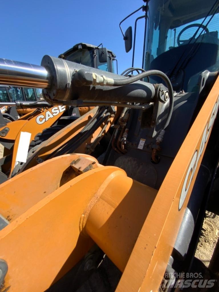 CASE 621G Wielladers
