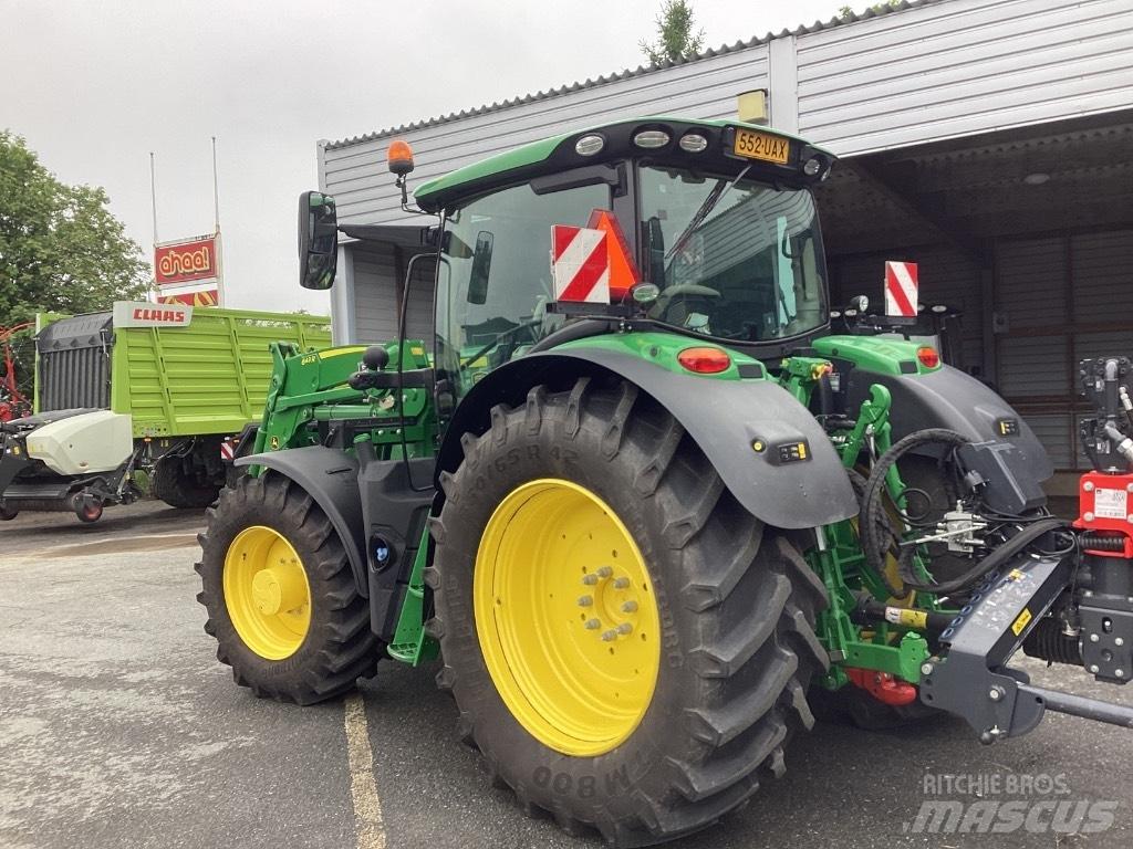 John Deere 6155R Tractoren