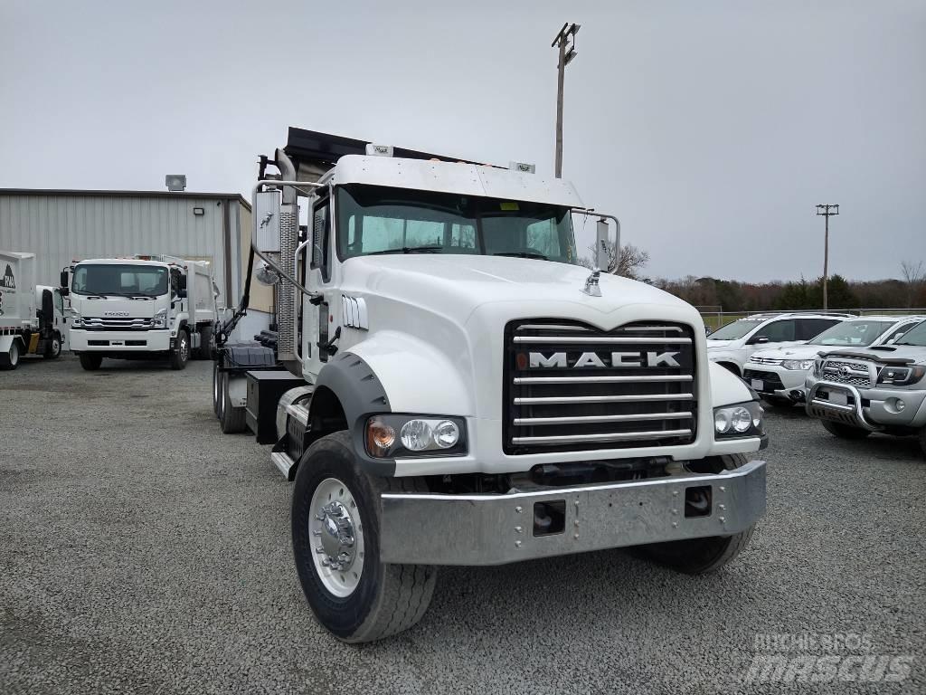 Mack GU713 Vuilniswagens