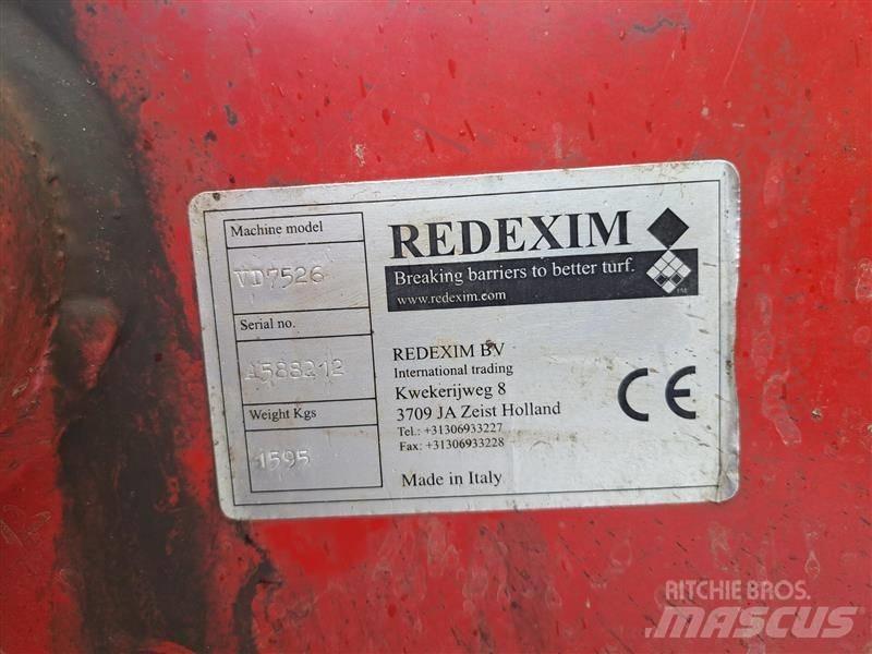 Redexim 7526 Luchtbrekers en verticuteerders