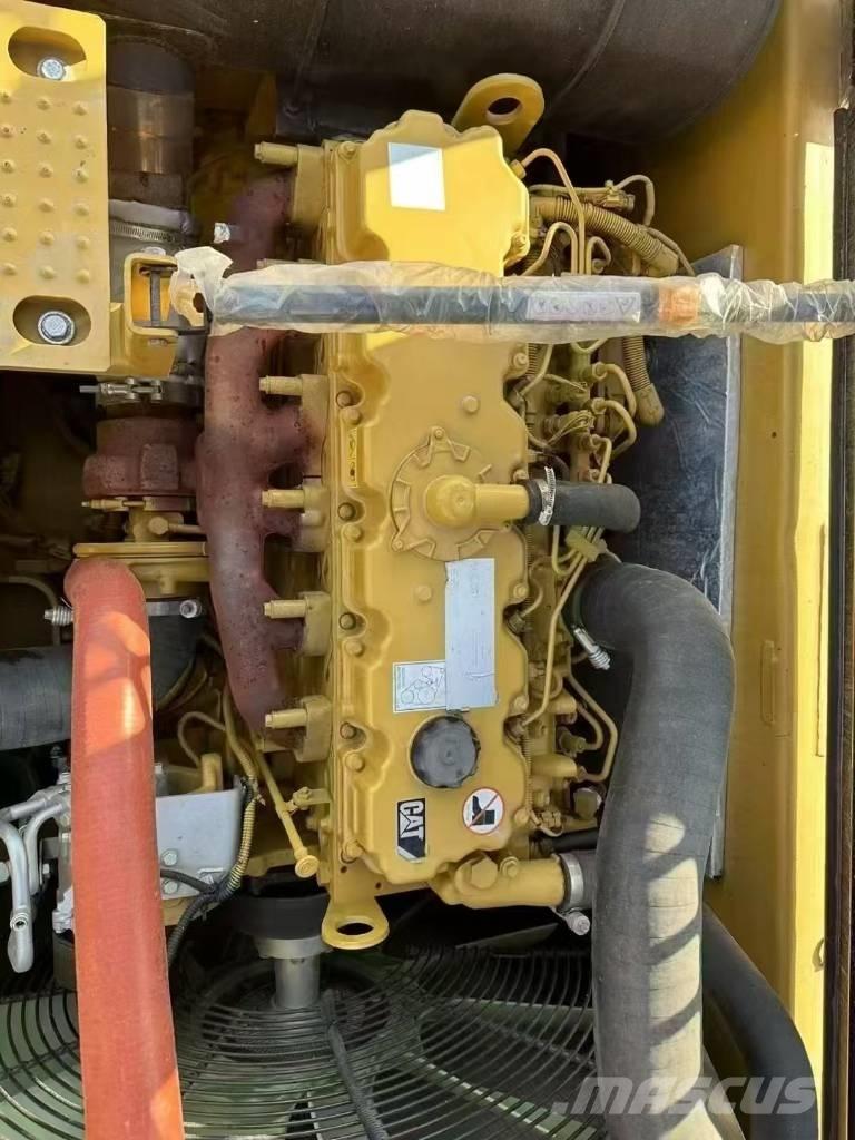 CAT 330 D2 L Rupsgraafmachines