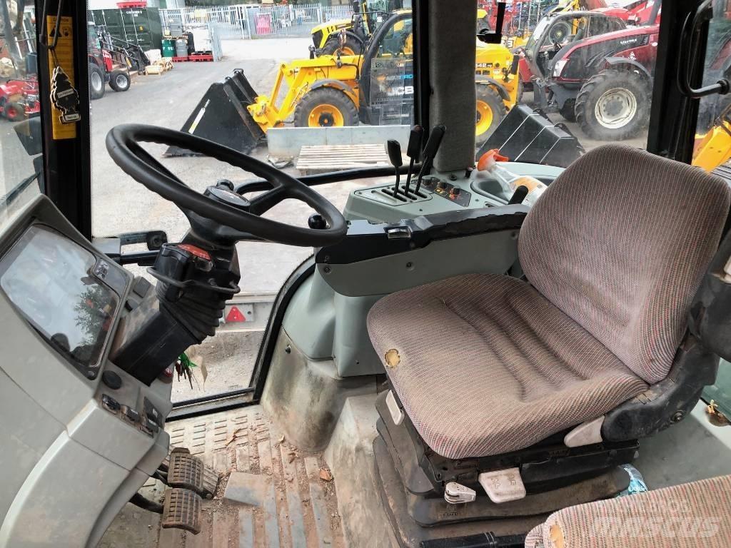 Massey Ferguson 8240 Tractoren