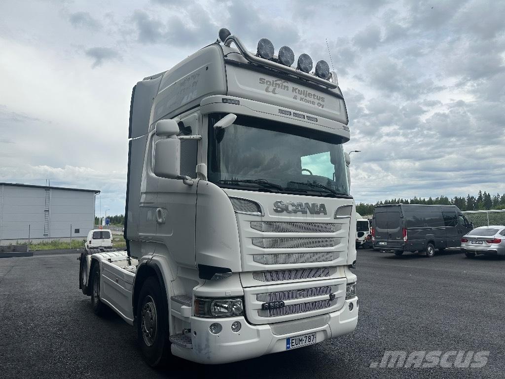 Scania R520 6x2 Trekkers