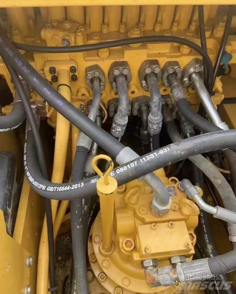 CAT 320 D Rupsgraafmachines