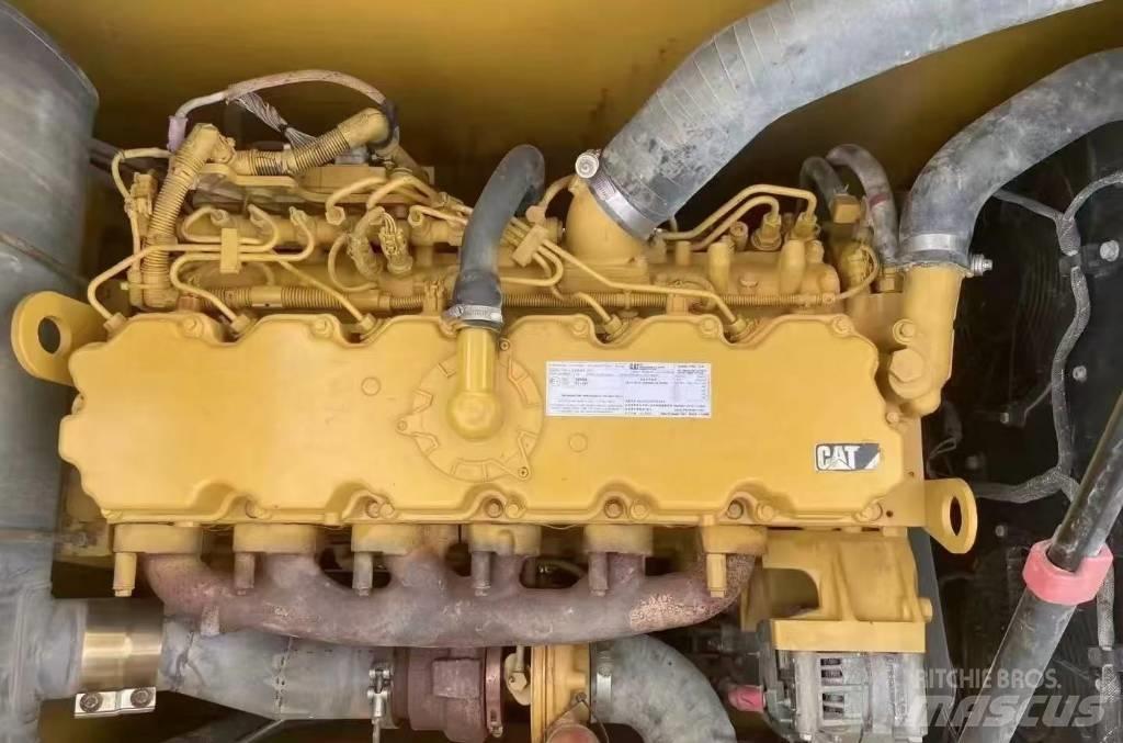 CAT 320 D Rupsgraafmachines