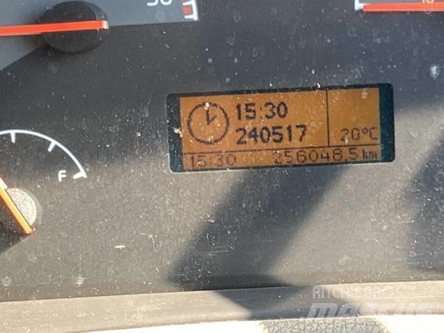 Volvo FL 240 Schuifzeilopbouw