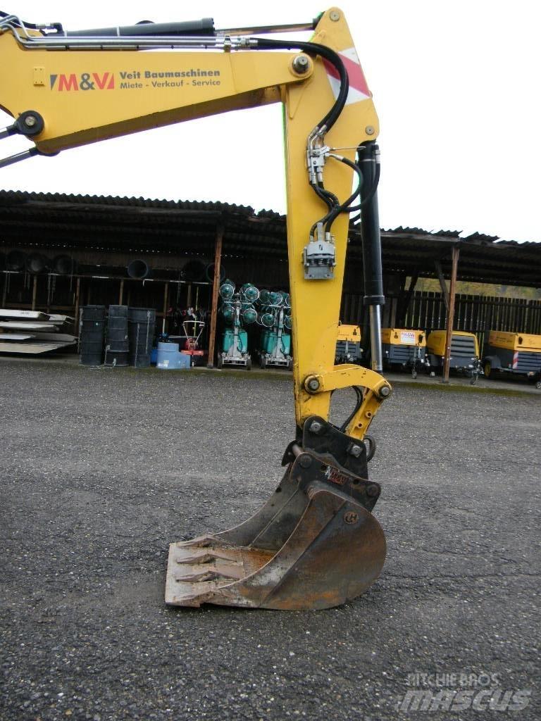 Yanmar B95W Wielgraafmachines