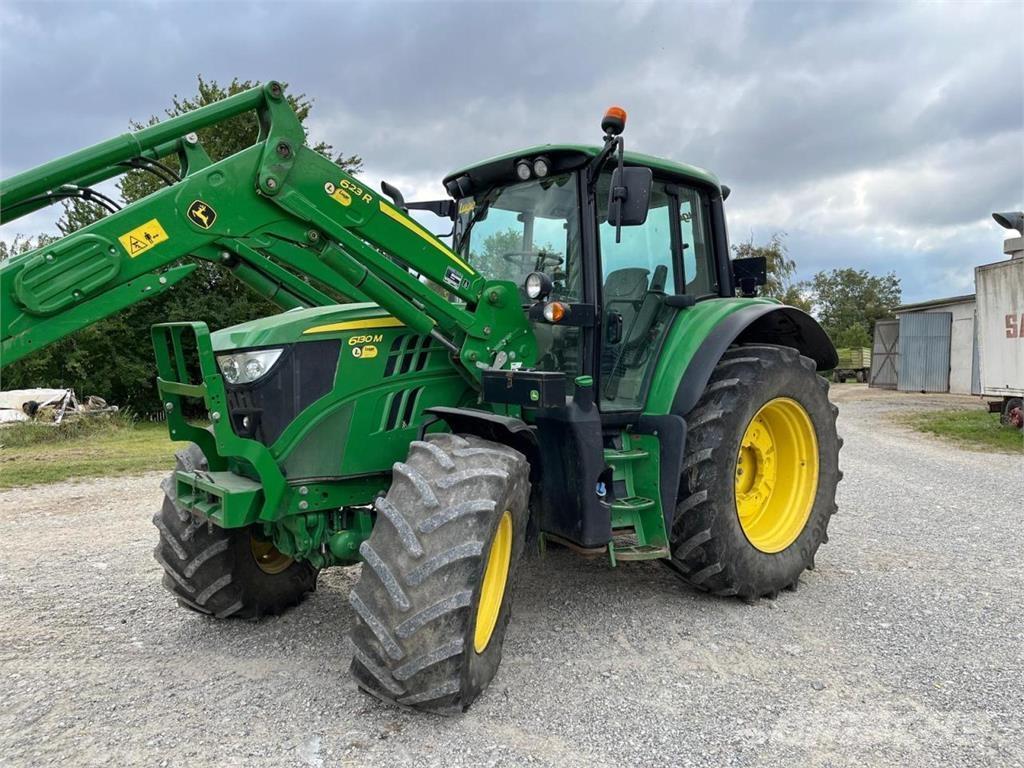 John Deere 6130M Tractoren