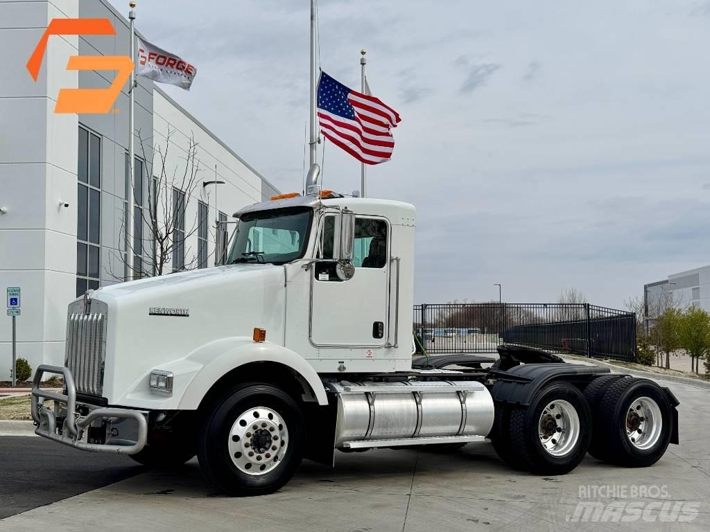 Kenworth T800 Trekkers