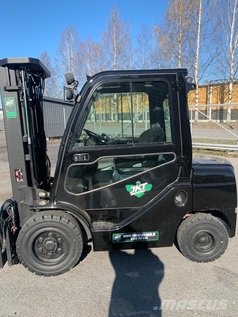 Toyota 02-8 FDF 30 Diesel heftrucks