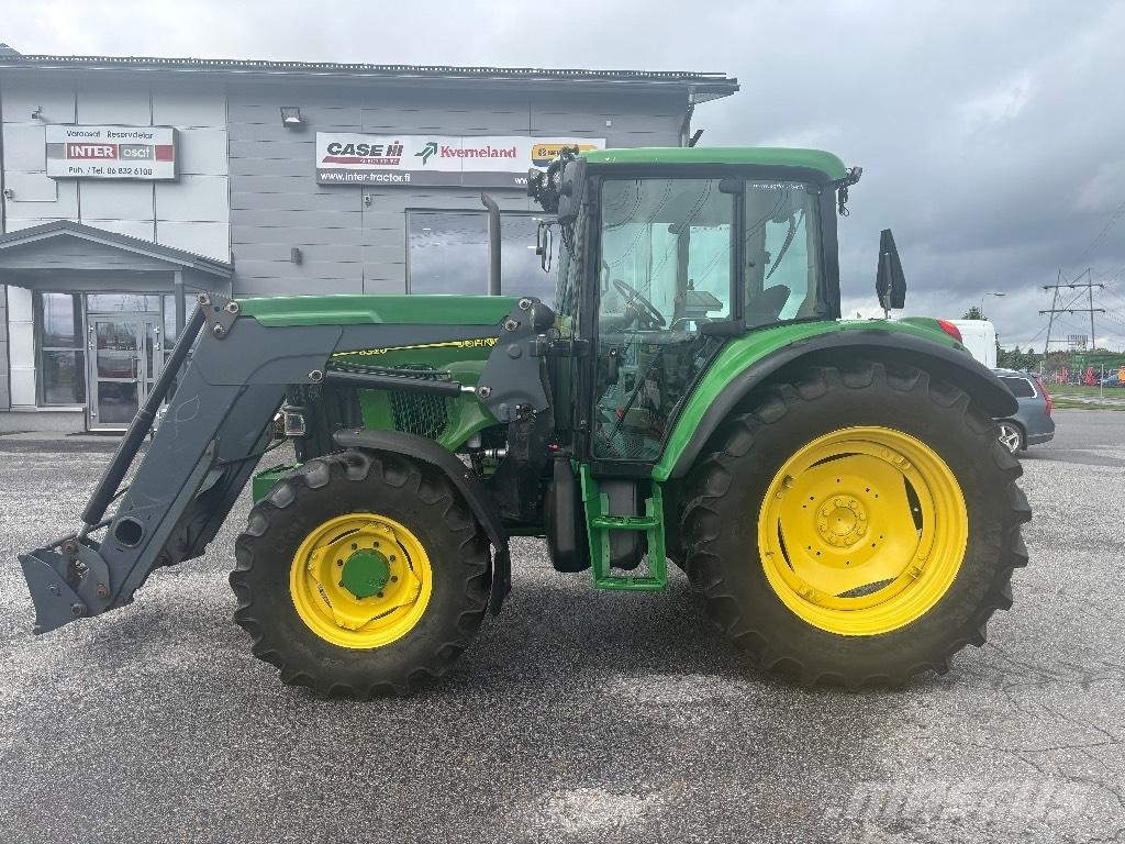 John Deere 6320 SE Tractoren
