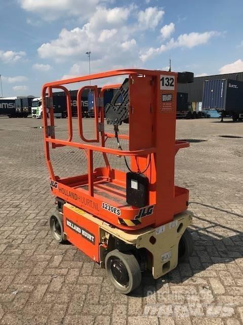 JLG 1230 ES Schaarhoogwerkers