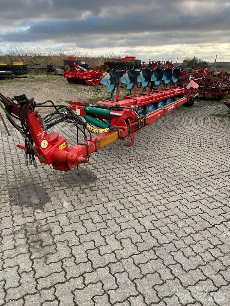 Kverneland PB100 Wentelploegen