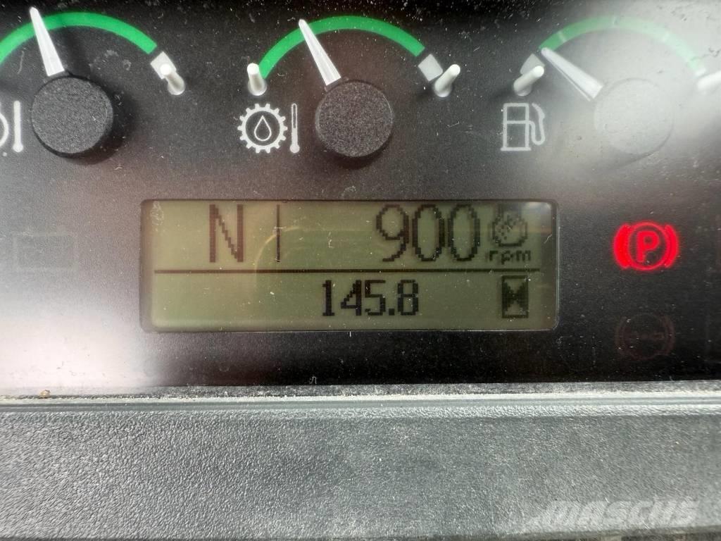 John Deere 710 J Graaf-laadcombinaties