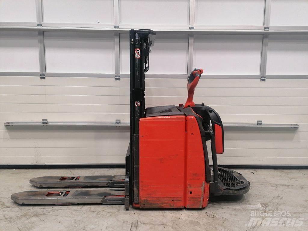 Linde L14AP Stapelaar meeloop