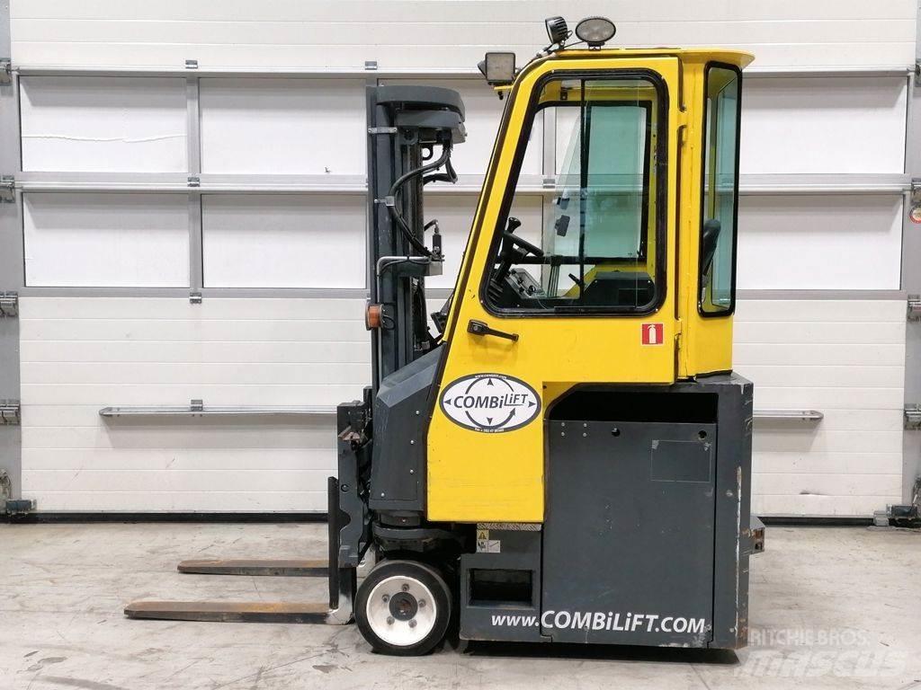 Combilift CBE2500 Zijlader
