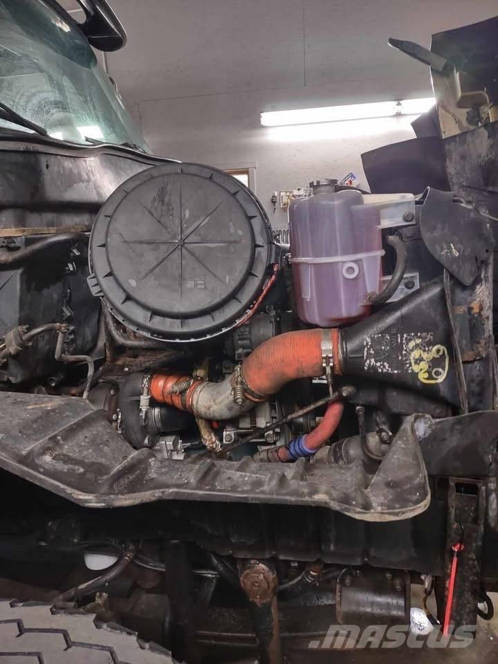 International 7500 Kipper