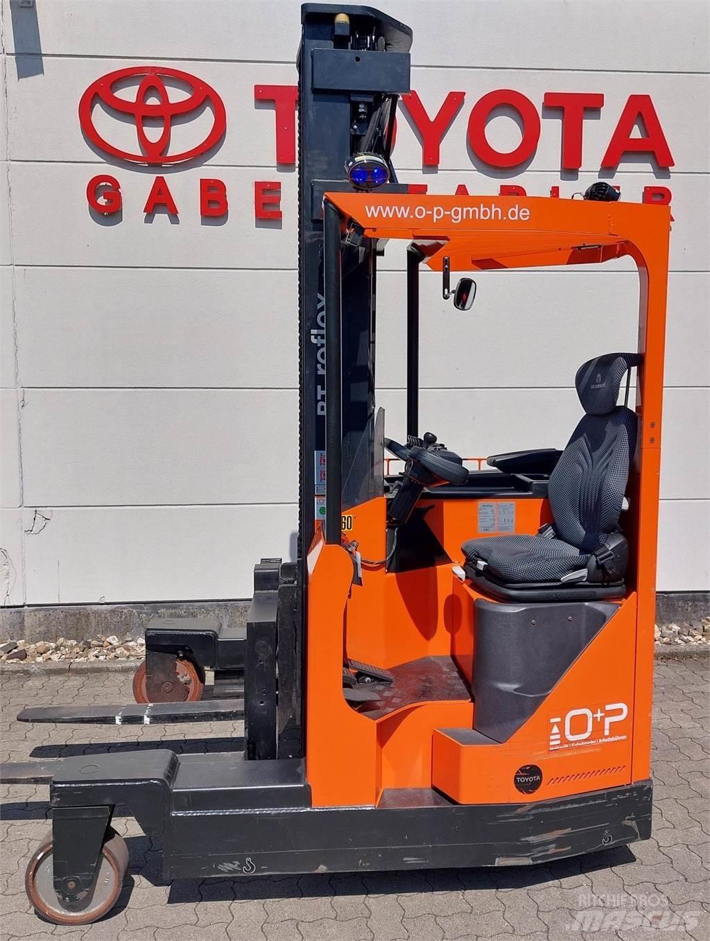 Toyota FRE270 Four-way truck