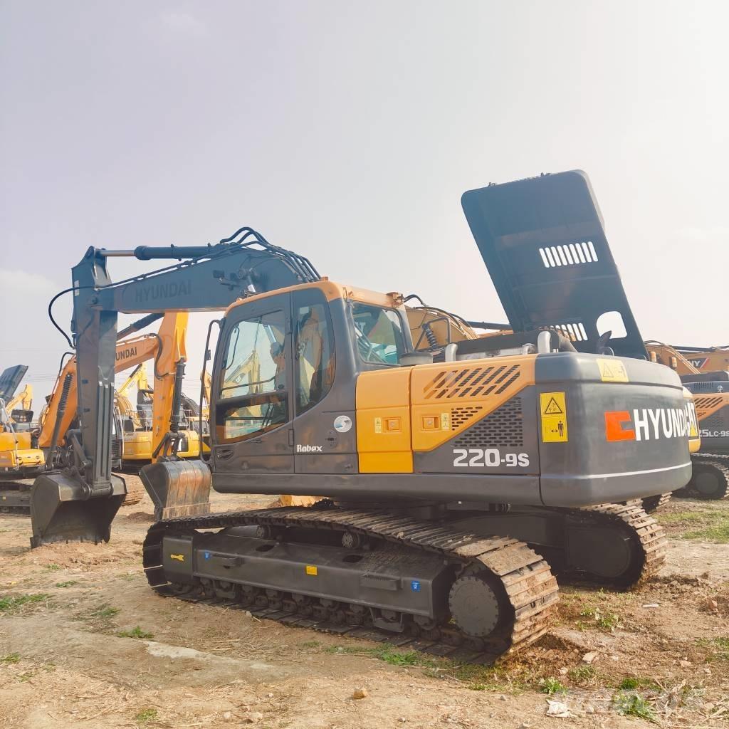Hyundai R220LC-9S Rupsgraafmachines