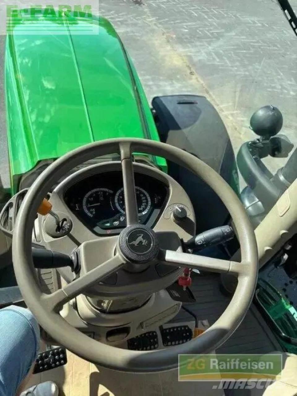 John Deere 6155 r Tractoren