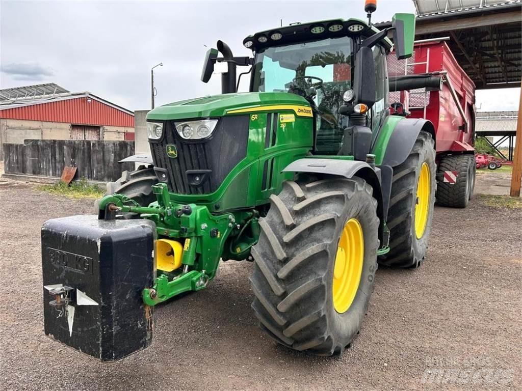 John Deere 6R 250 Tractoren