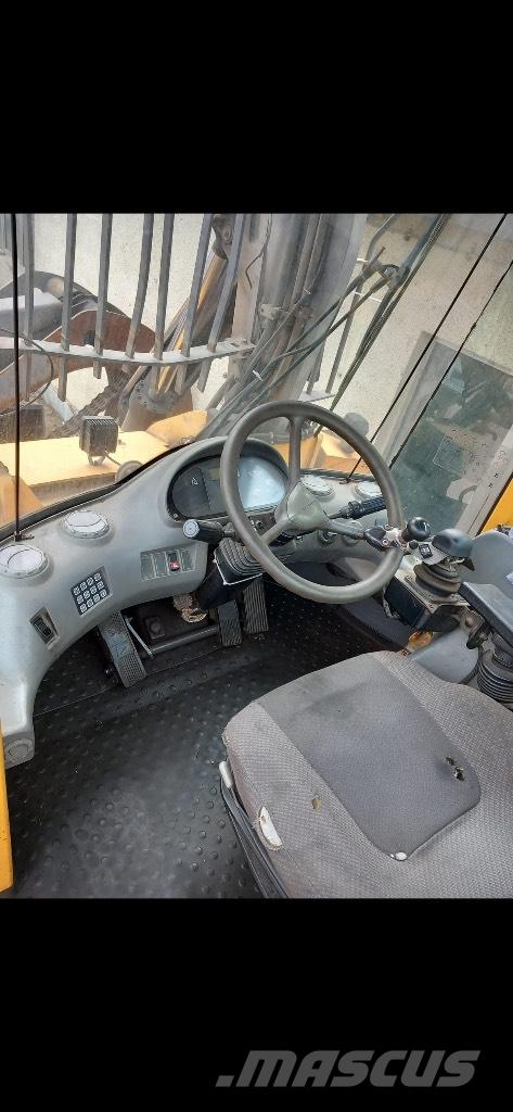 Volvo L 180 E Wielladers