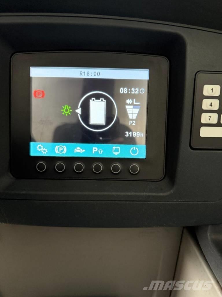  Reachtruck ETM214 Elektrische heftrucks