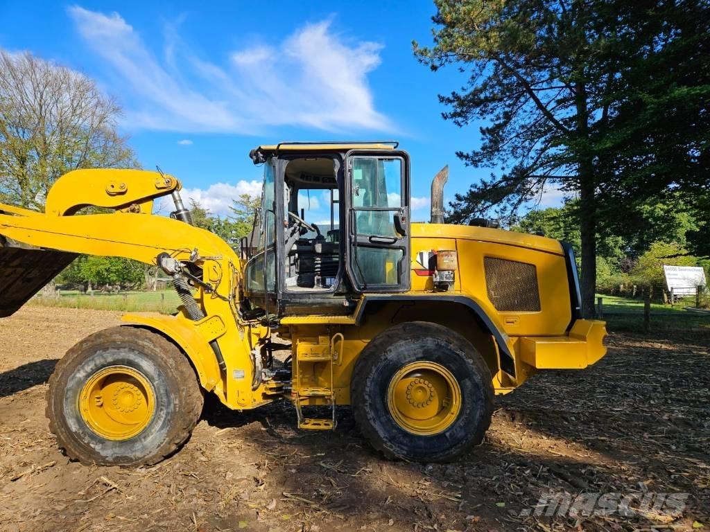 CAT 930 M Wielladers