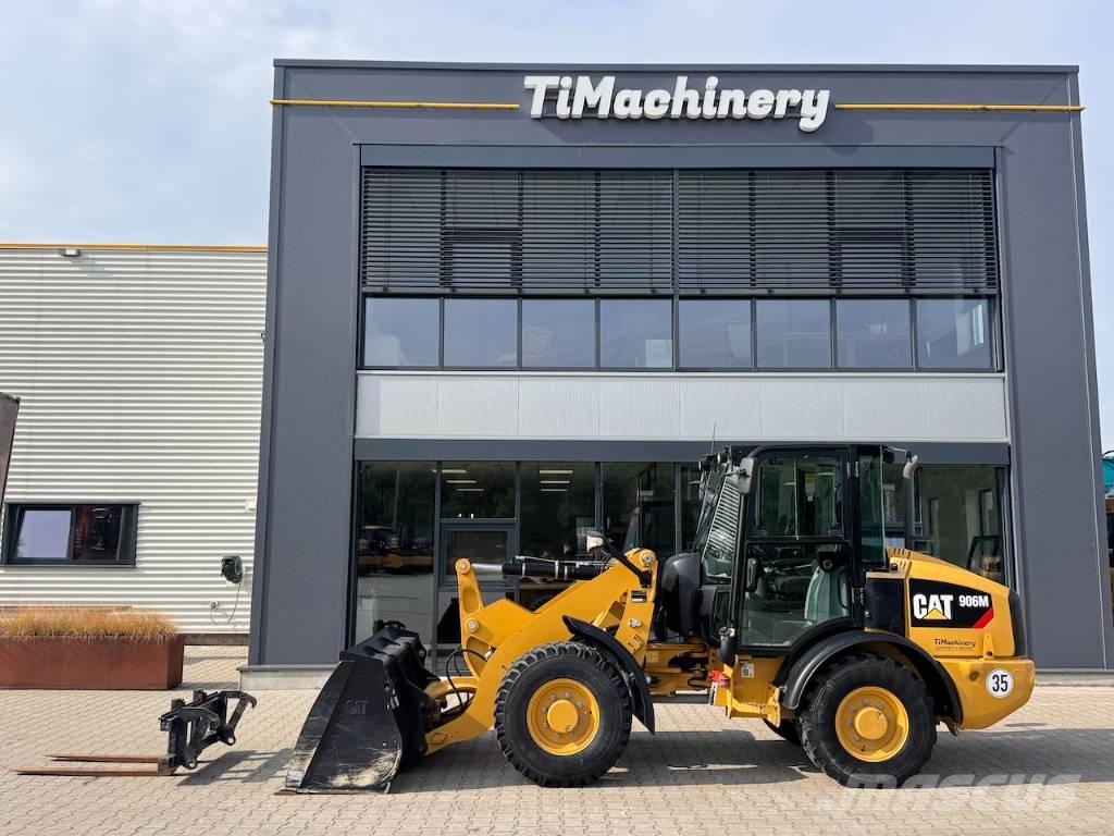 CAT 906M Wielladers
