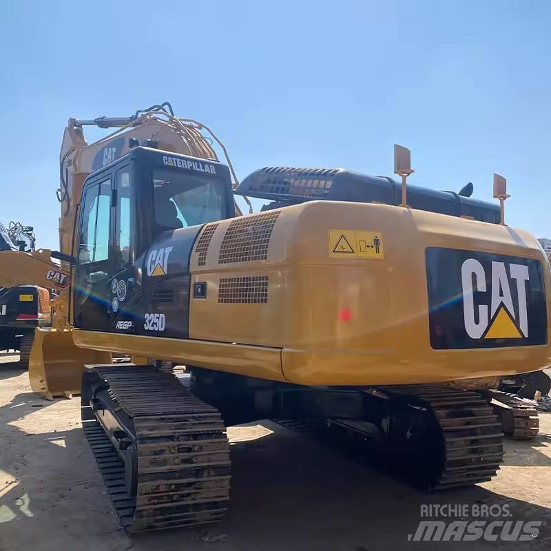 CAT 325 D Rupsgraafmachines