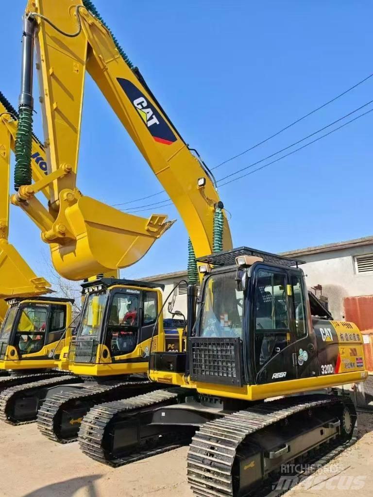 CAT 320 D Rupsgraafmachines