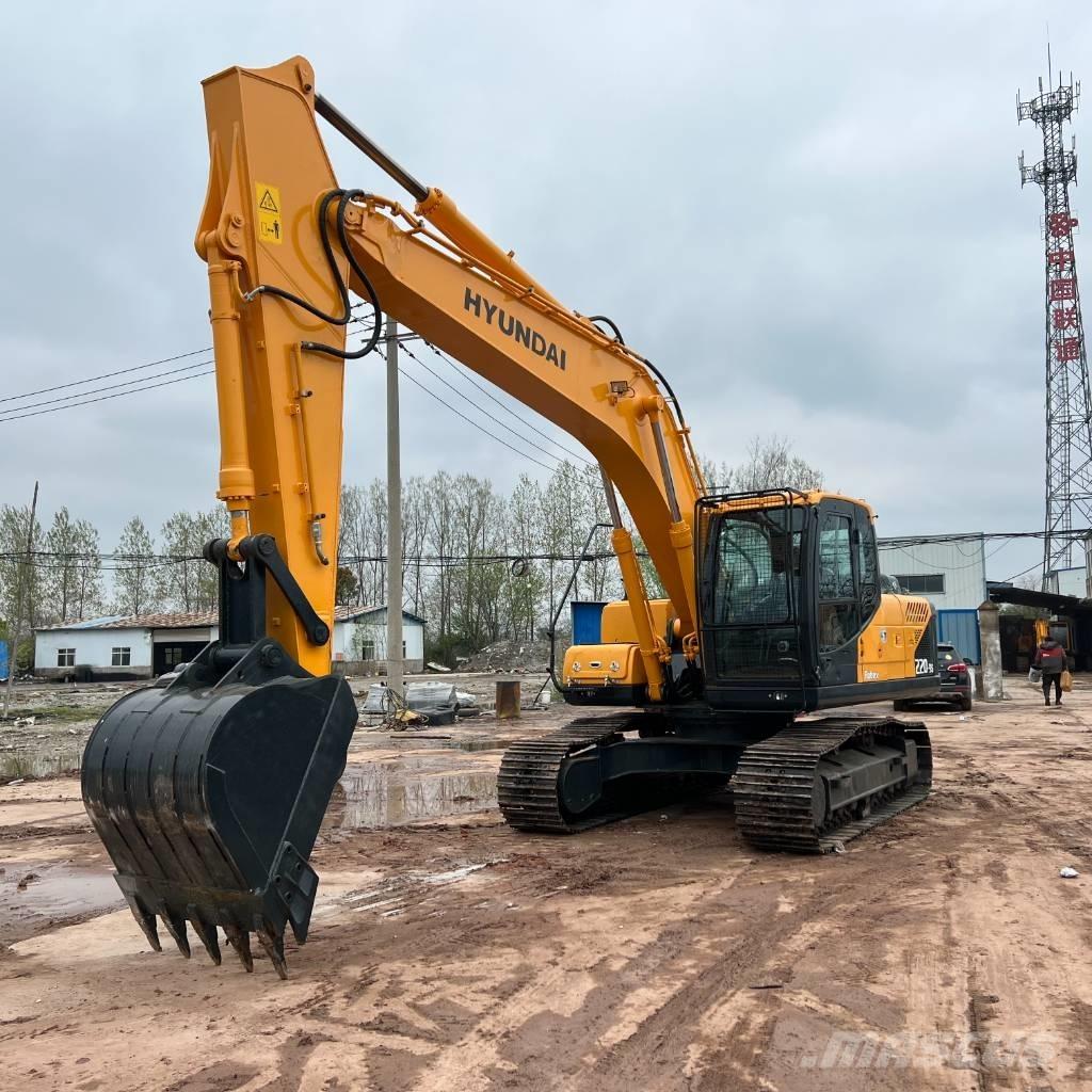 Hyundai R220LC-9 Rupsgraafmachines