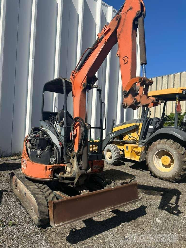 Hitachi ZX 27 U Minigraafmachines < 7t
