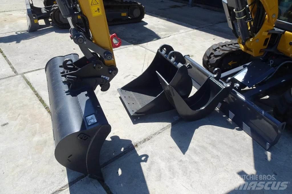 XCMG XE27E Rupsgraafmachines