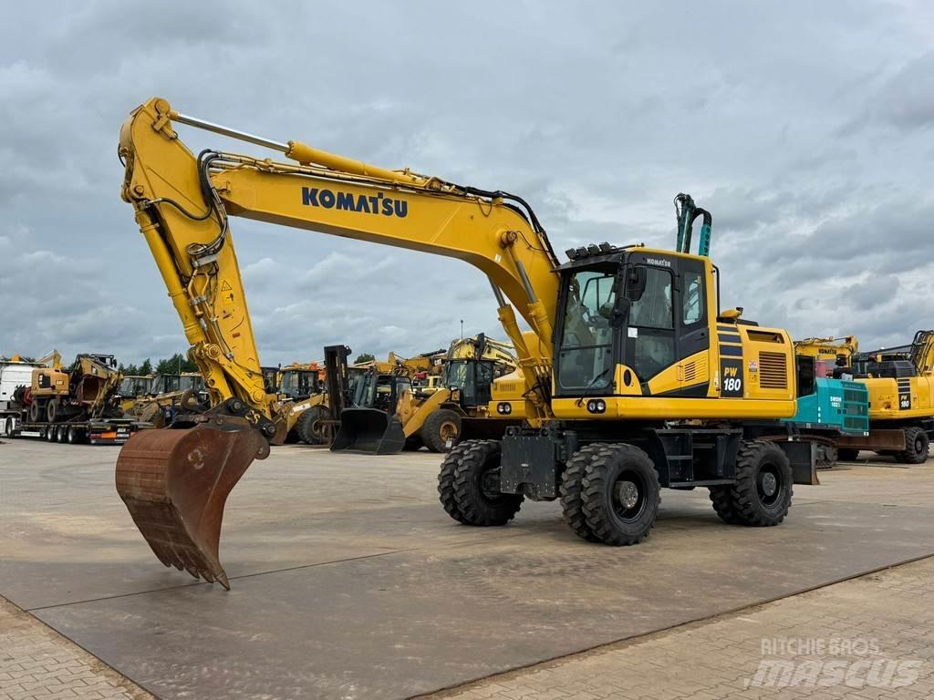 Komatsu PW180-11 Wielgraafmachines
